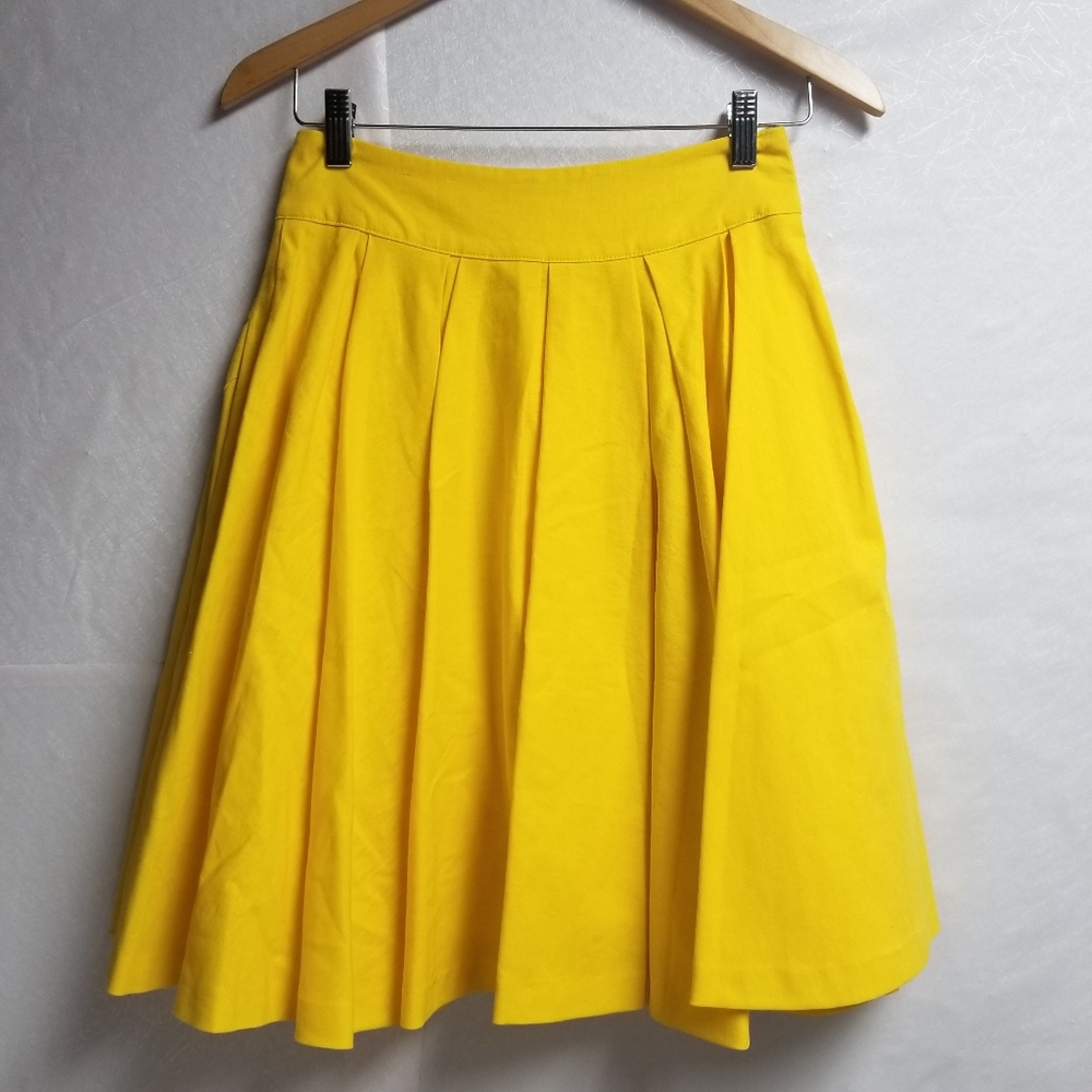 Leanne Barlow Yellow Pleated Circle/Skater Skirt 2